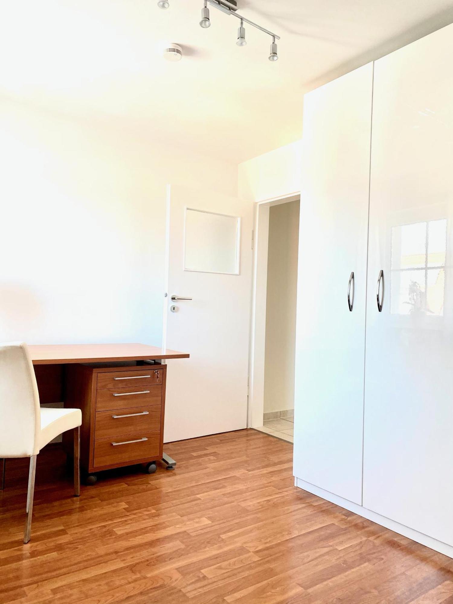 Super Zentral Begehrte Wohnlage Parkplatz Vor Haus Apartment Nürnberg Exterior foto
